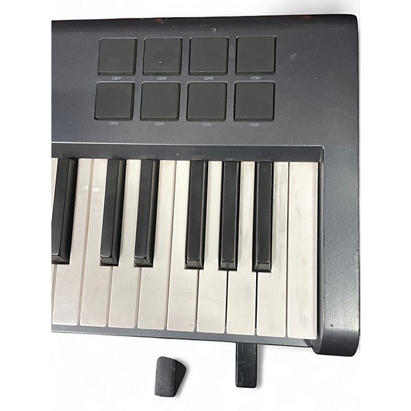 Used M-Audio Axiom 61 Key MIDI Controller