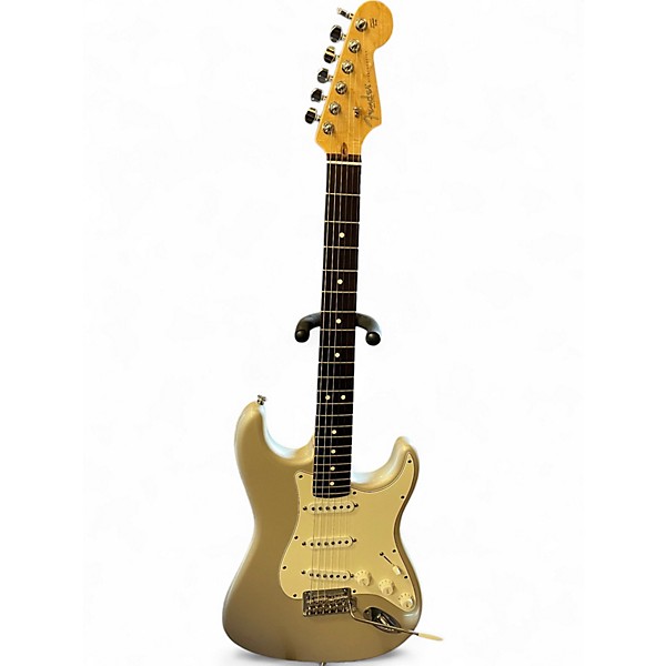 Used Fender American Standard Stratocaster Blizzard Pearl Solid Body Electric Guitar