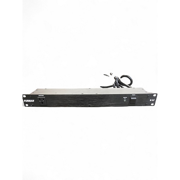 Furman M-8X2 Power Conditioner – Reliable Protection & Filtering