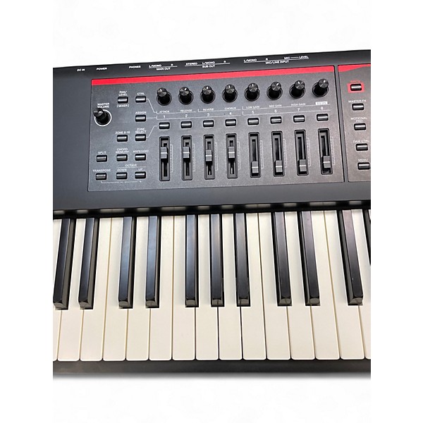 Used Roland Fantom 08 Keyboard Workstation