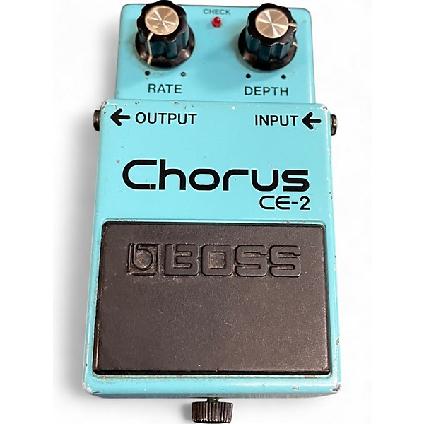 BOSS CE-2 アナログコーラス（銀ネジ＆黒ネジ）を比較レビュー