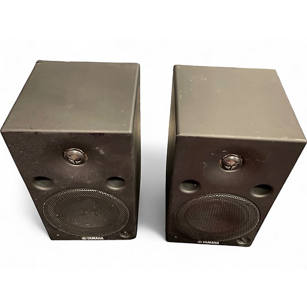 Used 2000s Yamaha 3913Y004 Powered Monitor