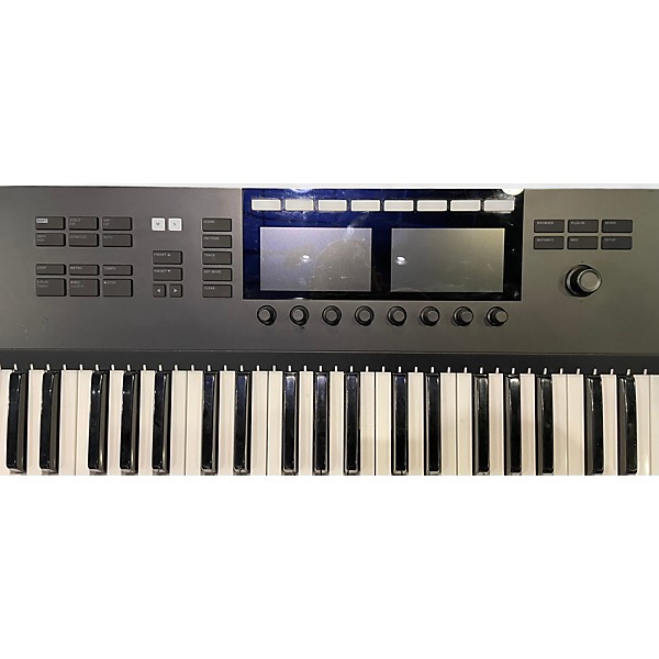 Used Native Instruments Komplete Kontrol S49 MK2 MIDI Controller