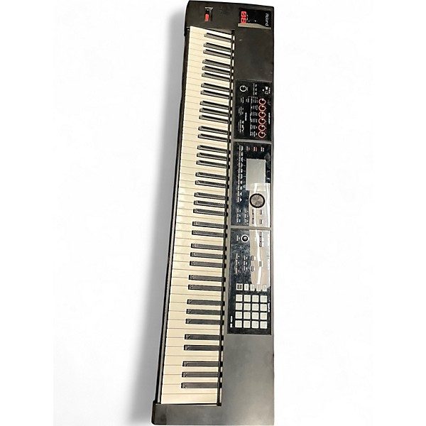 Used Roland FA08 Keyboard Workstation