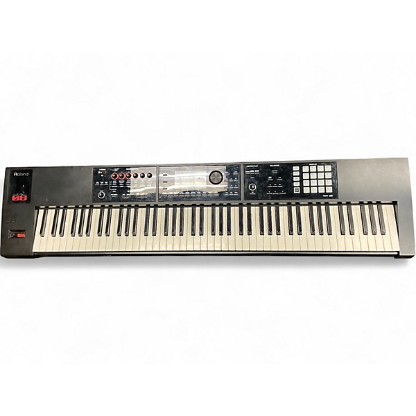 Used Roland FA08 Keyboard Workstation