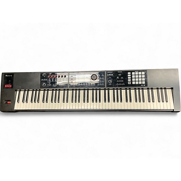 Used Roland FA08 Keyboard Workstation