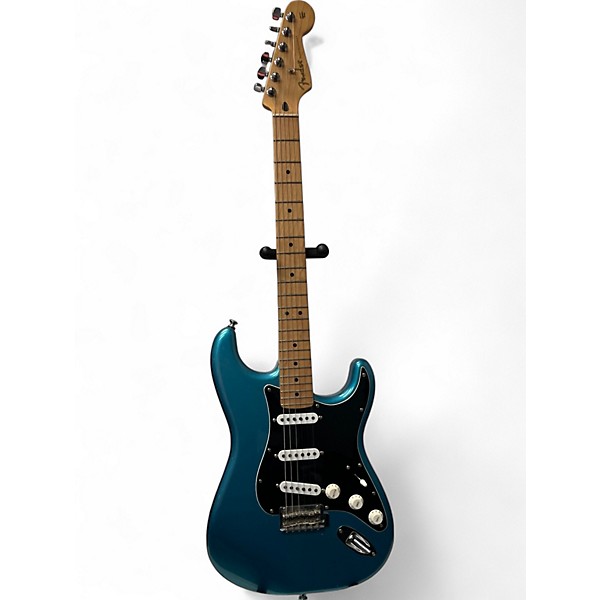 Used Fender Player Stratocaster Lake Placid Blue Solid Body Electric Guitar