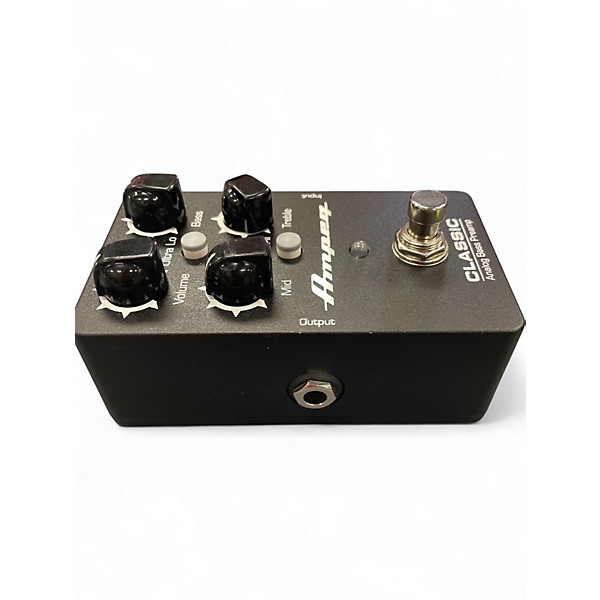 Used Ampeg Classic Analog Bass Preamp Bass Effect Pedal