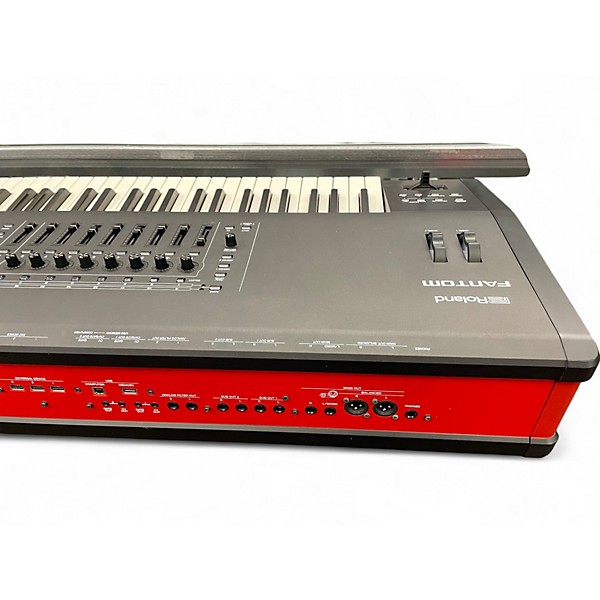 Used Roland Fantom 8 Keyboard Workstation