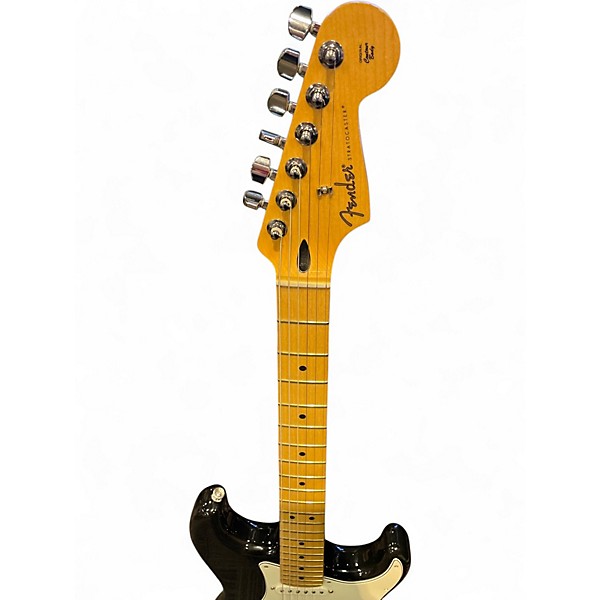 Used Fender Player Stratocaster Maple Fingerboard Black Solid Body Electric Guitar