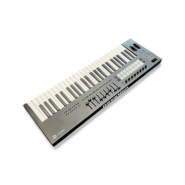 Used Novation Used Novation Launchkey 49 Key MIDI Controller