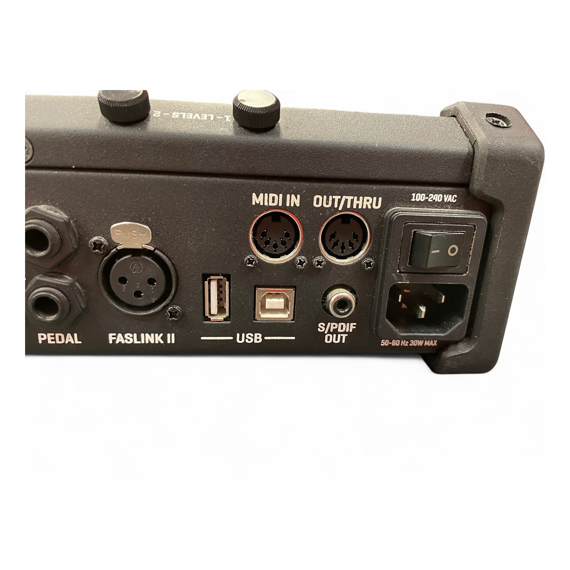 Used Fractal Audio Used Fractal Audio FM3 Effect Processor