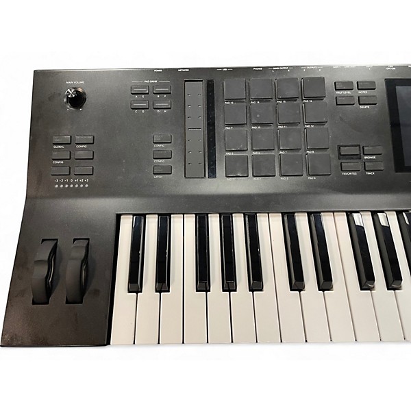 Used Akai Professional MPC Key 61 Keyboard Workstation