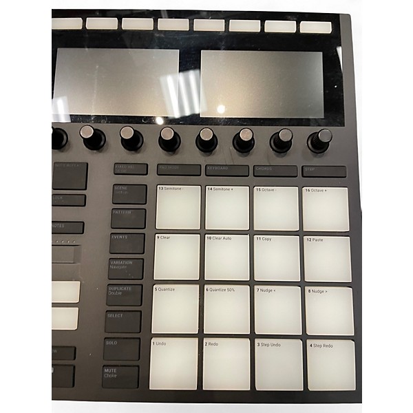 Used Native Instruments Used Native Instruments Maschine MK3 Used Native Instruments Used Native Instruments Maschine MK3