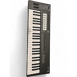Used Novation LAUNCHKEY 49