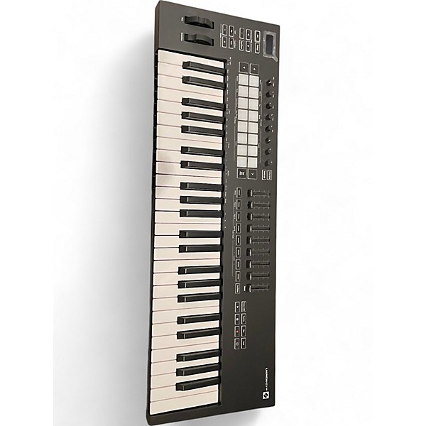 Used Novation LAUNCHKEY 49