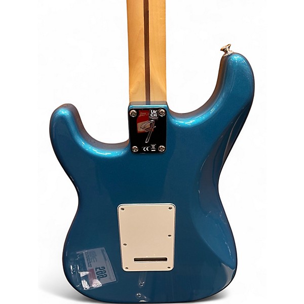 Used Fender Used Fender Player Stratocaster Lake Placid Blue