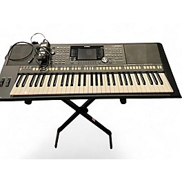 Used Yamaha PSR S950 Keyboard Workstation