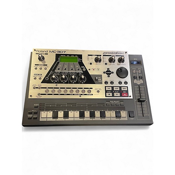Used Roland MC-307 Groovebox Production Controller