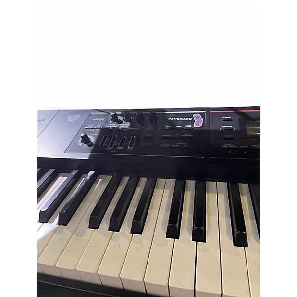 Used Roland JUNO DS88 Synthesizer