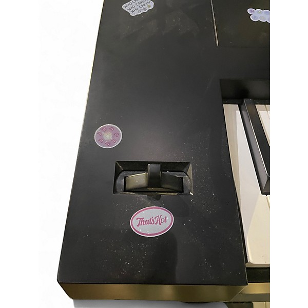 Used Roland JUNO DS88 Synthesizer