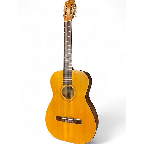 Used Goya G10 Natural Classical Acoustic Guitar