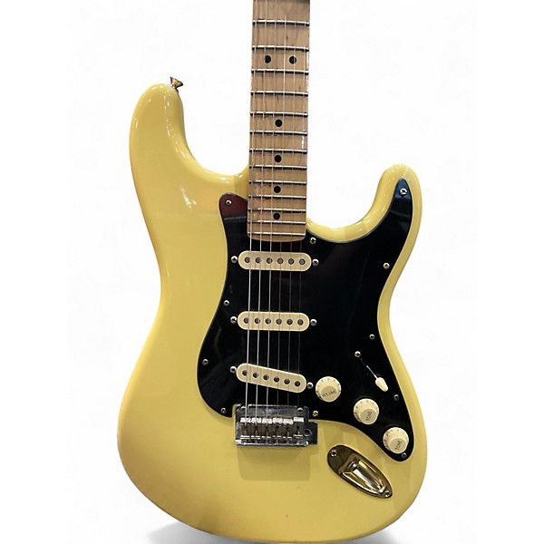 Used Fender Player Stratocaster Butterscotch Blonde Solid Body Electric Guitar