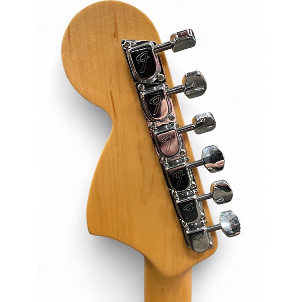 Used Fender international color stratocaster Sahara taupe Solid Body Electric Guitar