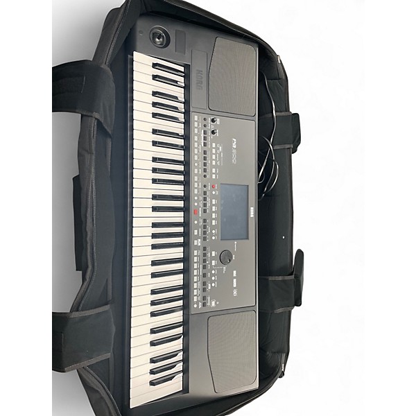 Used KORG Used KORG PA600 Arranger Keyboard | Guitar Center Used KORG Used KORG PA600 Arranger Keyboard | Guitar Center