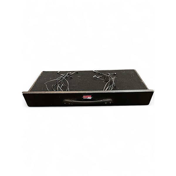 Used Gator GPT-PRO-PWR Pedal Board