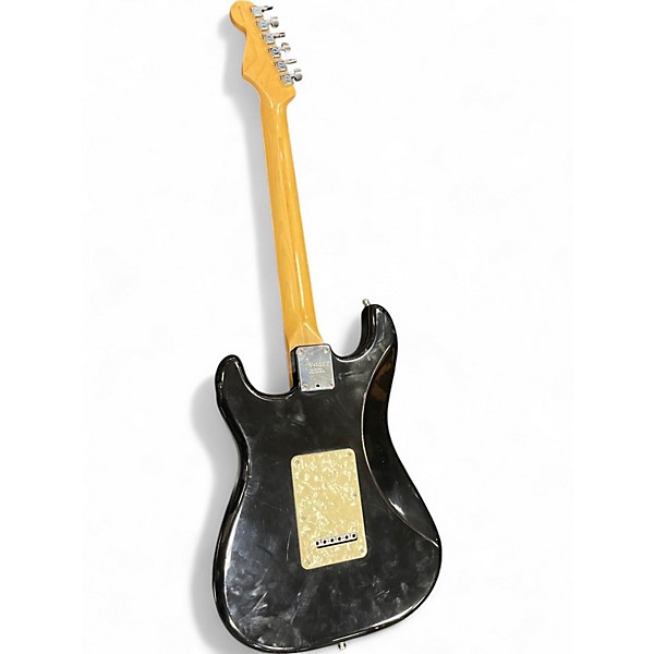 Used 2003 Fender AMERICAN TEXAS SPECIAL Black and White Solid Body Electric Guitar
