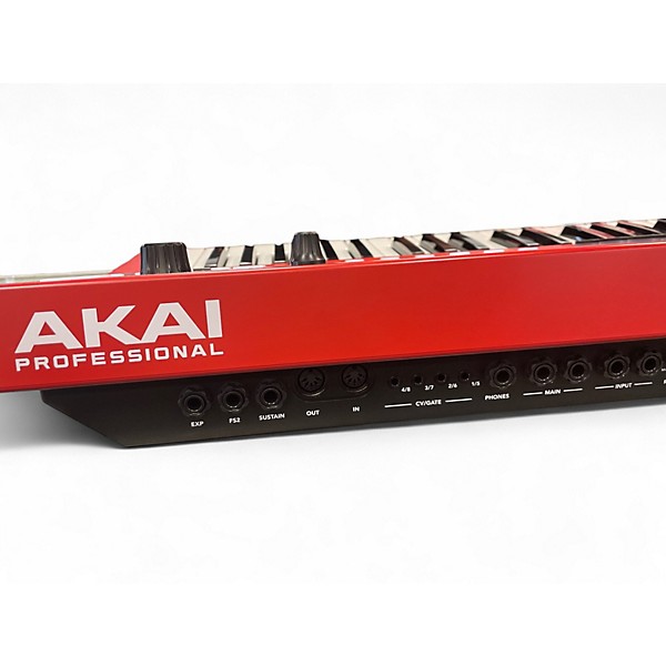 Used Akai Professional MPC KEY 37 Keyboard Workstation