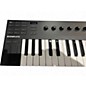 Used Native Instruments Komplete Kontrol M32 MIDI Controller