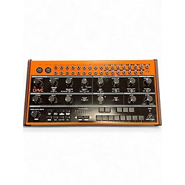 Used Behringer CRAVE Synthesizer