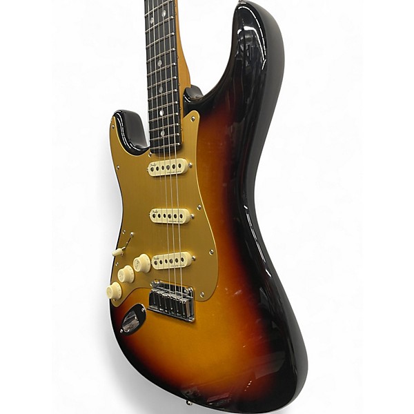 Used Fender AMERICAN ULTRA II STRATOCASTER 2 Color Sunburst Electric Guitar