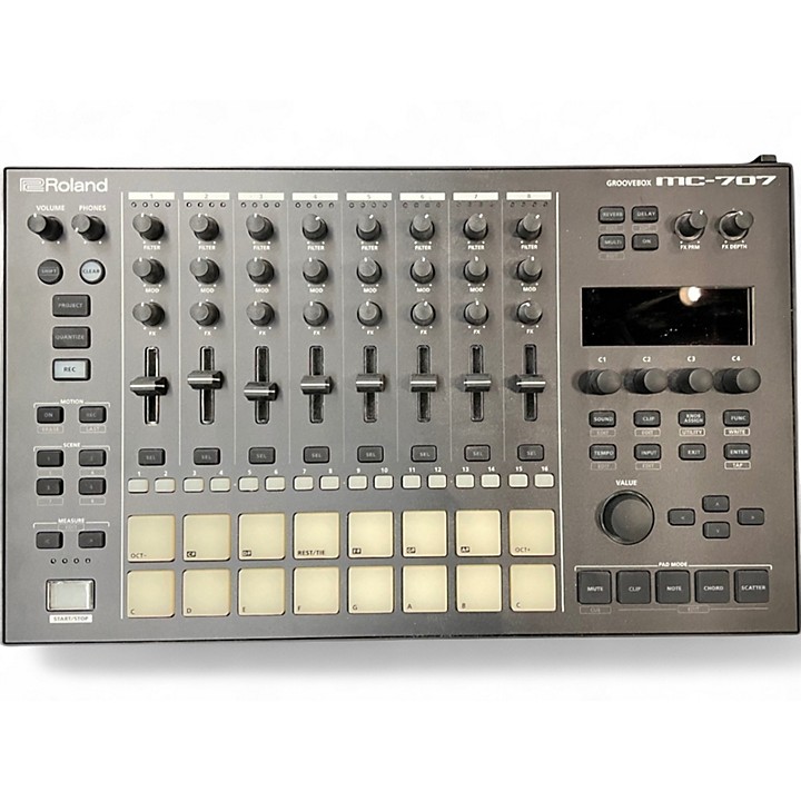 Amazon.com: Roland MC-707 Groovebox Professional Music