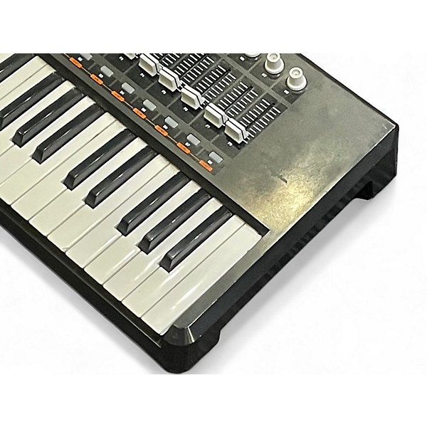 正式的 Professional Akai Used MPK61 Guitar | Controller MIDI Key 61 その他