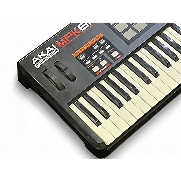 Used Akai Professional MPK61 61 Key MIDI Controller | Guitar