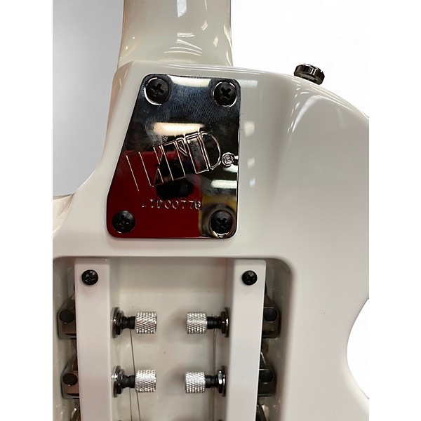 Used Traveler Guitar ltd eg-1 white Electric Guitar