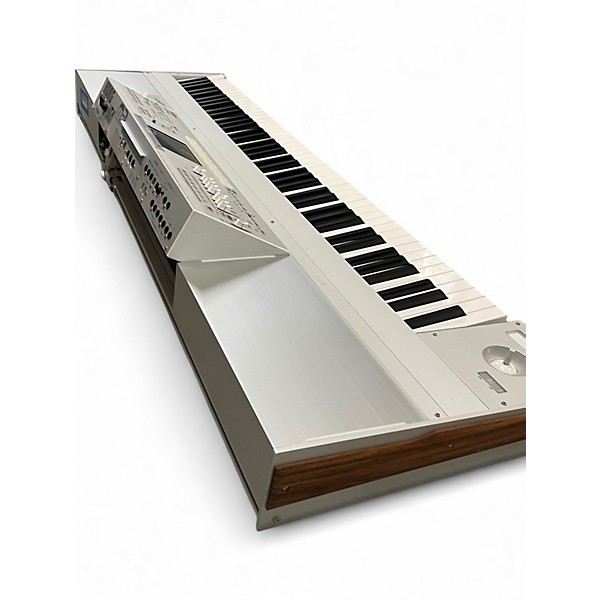 Used KORG M3 88 Key Keyboard Workstation