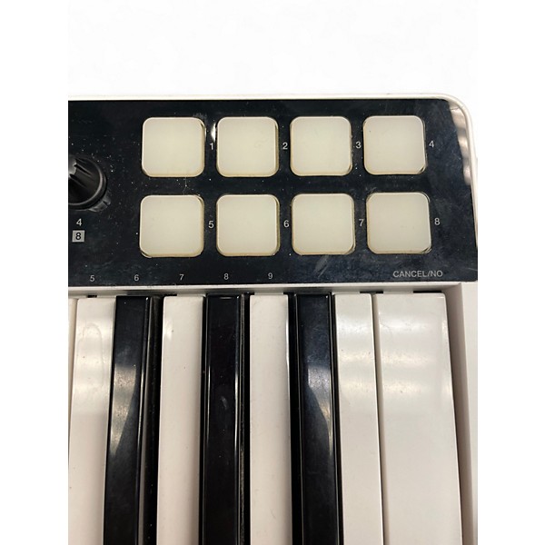 Used Irig Keys I/O 25 MIDI Controller