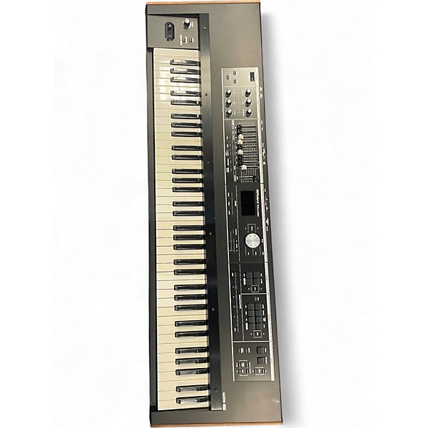 Used Roland VR730 Organ