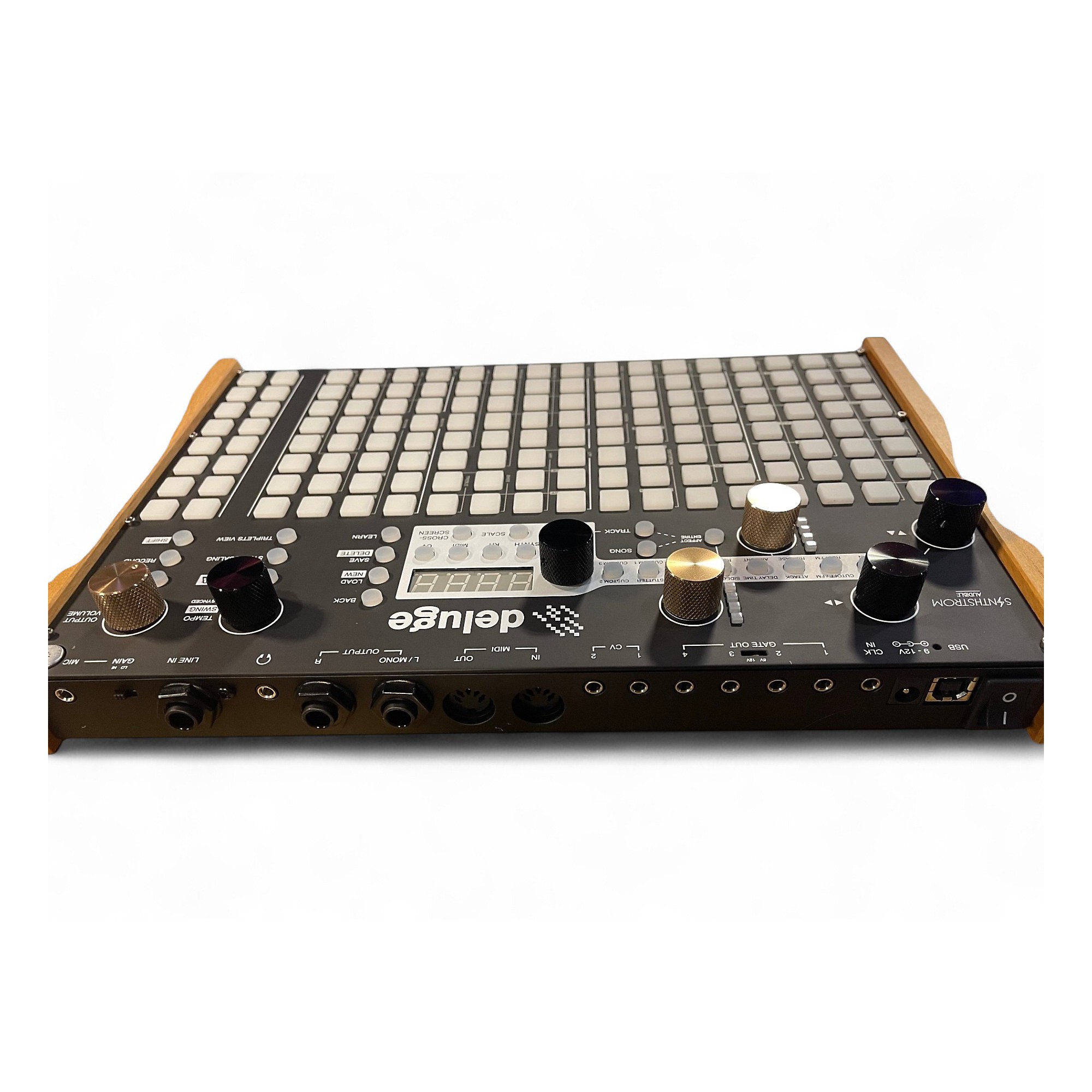 Used Synthstrom DELUGE DE-01 Production Controller | Guitar