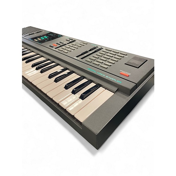 Used Yamaha VSS 100 Synthesizer