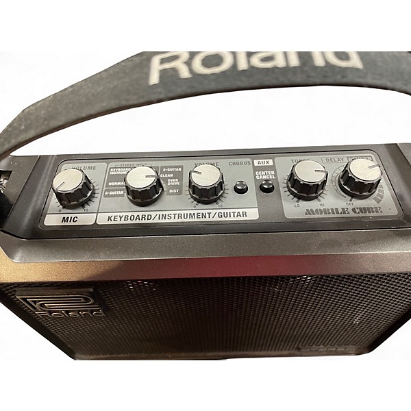 Used Roland MOBILE CUBE Guitar Combo Amp