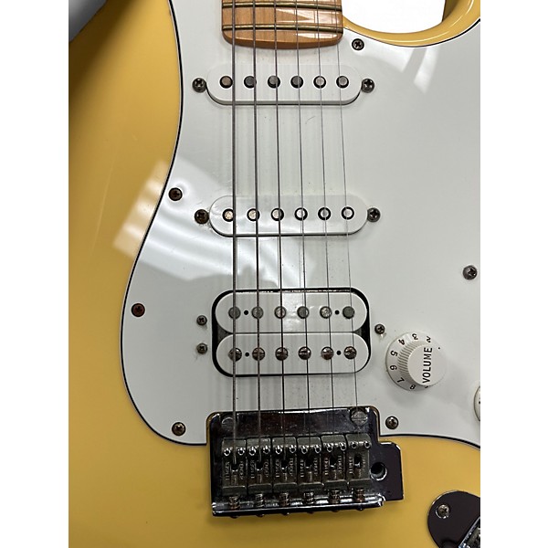 Used 2020s Fender STRATOCASTER Vintage Yellow Solid Body Electric Guitar