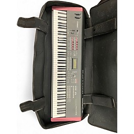 Used Yamaha MOXF8 88 Key Keyboard Workstation