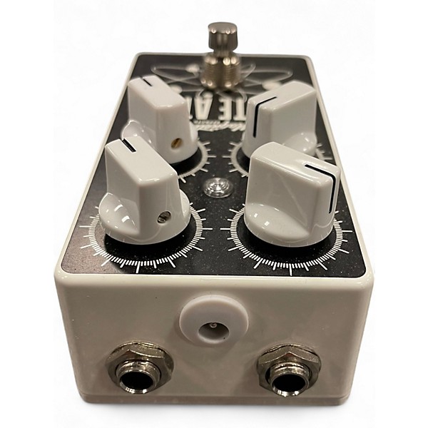 Used Magnetic Effects White Atom Effect Pedal