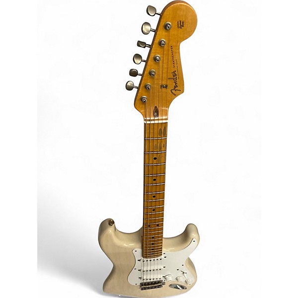 Used Fender Journeyman Relic Eric Clapton Signature Stratocaster WHITE Solid Body Electric Guitar