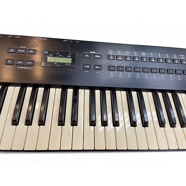 Used Alesis QS6 Synthesizer
